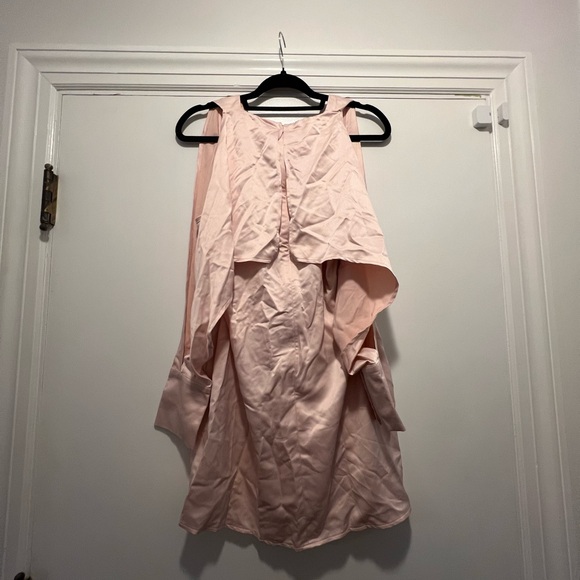 Missguided Light Pink Mini Dress - Picture 2 of 5